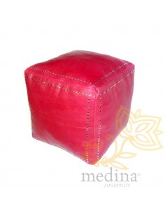 Pouf carré rouge en cuir...